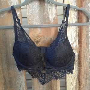 ❤ Black Lace La Senza Bra 32B